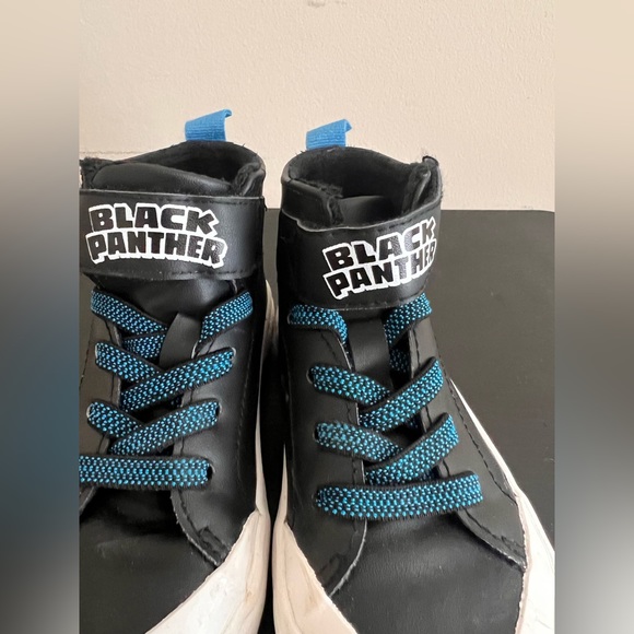 Black Panther Marvel High Top Sneakers - Picture 3 of 6